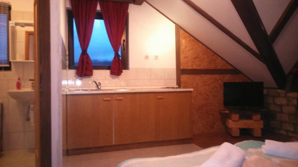 Apartments T&M Mrkopalj Luaran gambar